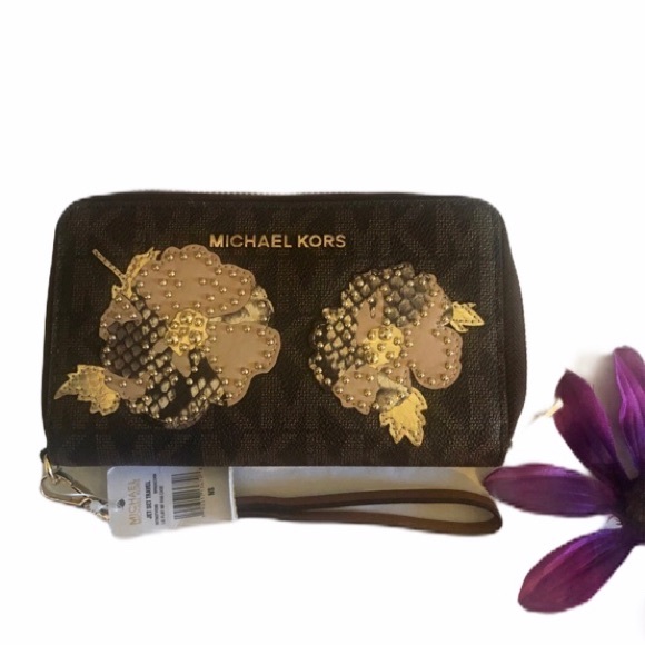 ❌SOLD❌Michael Kors Jet Set Flower Wallet NWT - Picture 2 of 8